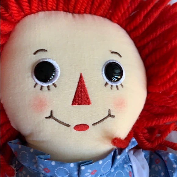 Raggedy Ann plush doll - Picture 2 of 5